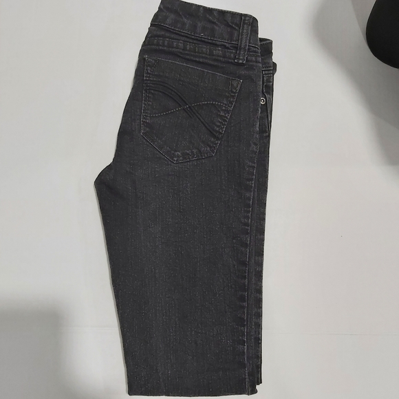 London black jeans. Size: 1 - Picture 9 of 10